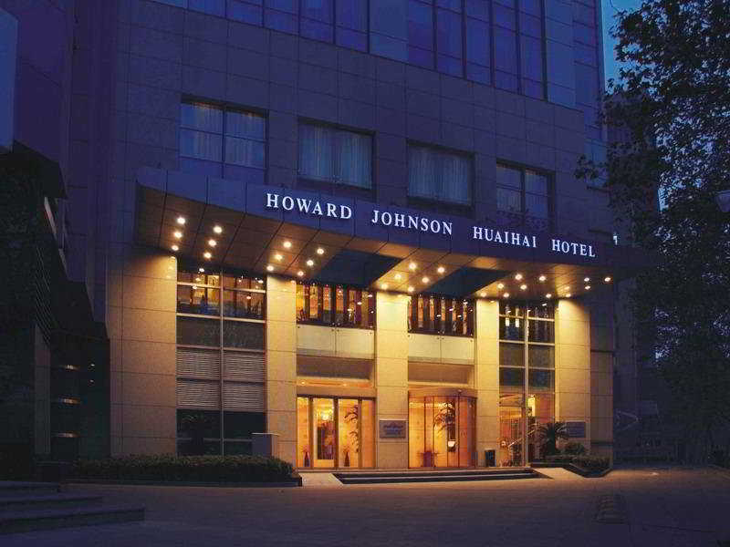 Howard Johnson Huaihai Hotel Shanghai Bagian luar foto