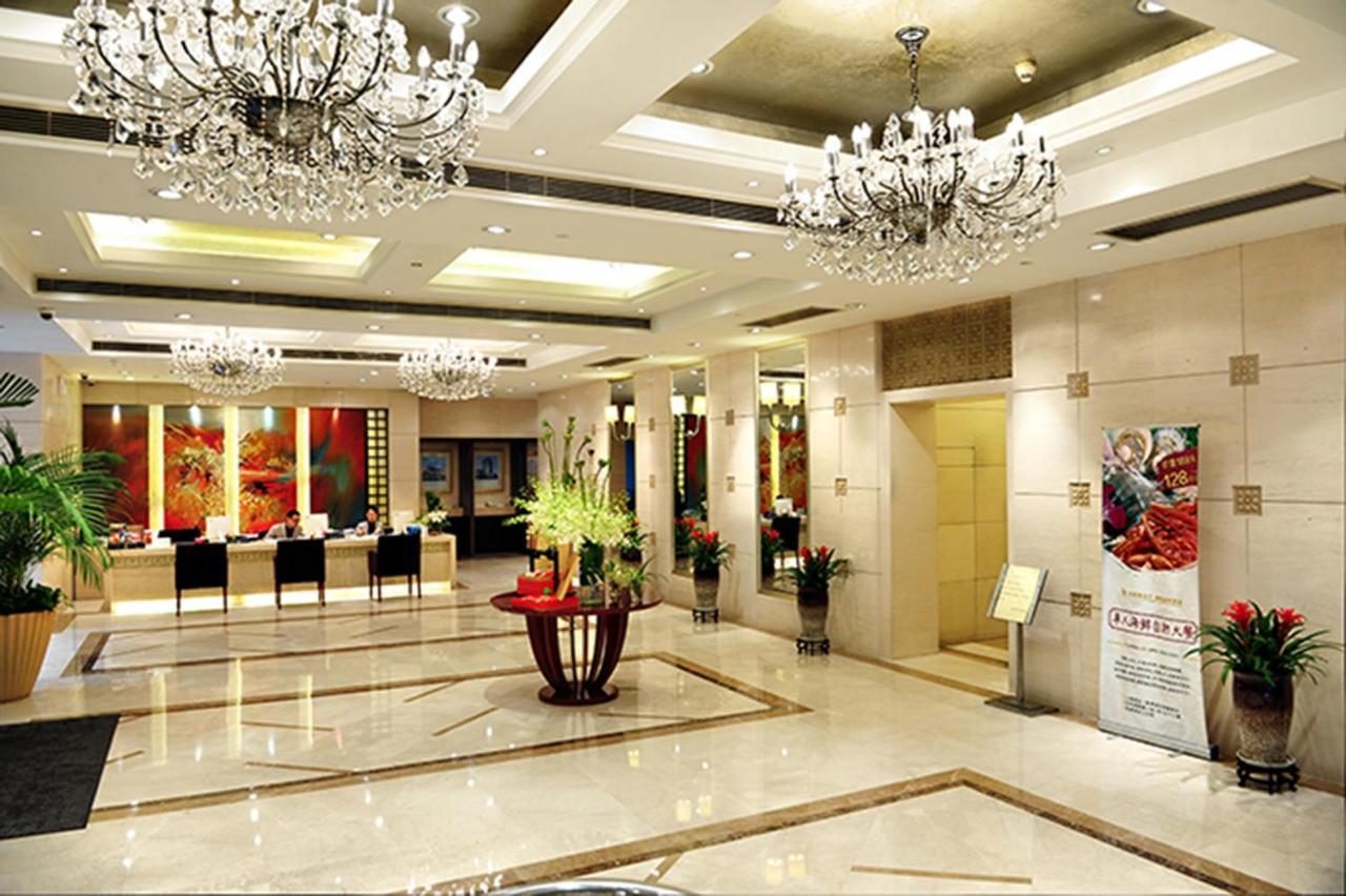 Howard Johnson Huaihai Hotel Shanghai Bagian luar foto